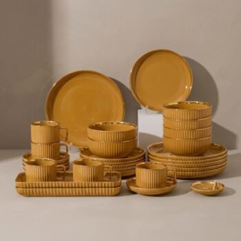 32-Piece Ribbed Ceramic Breakfast Set – Gold Edition | Premium 6-Person Dinnerware Set